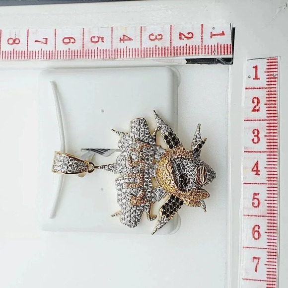 "14K Gold Plated Cubic Zircon Pendant, EVBRS535 - Picture 10 of 10